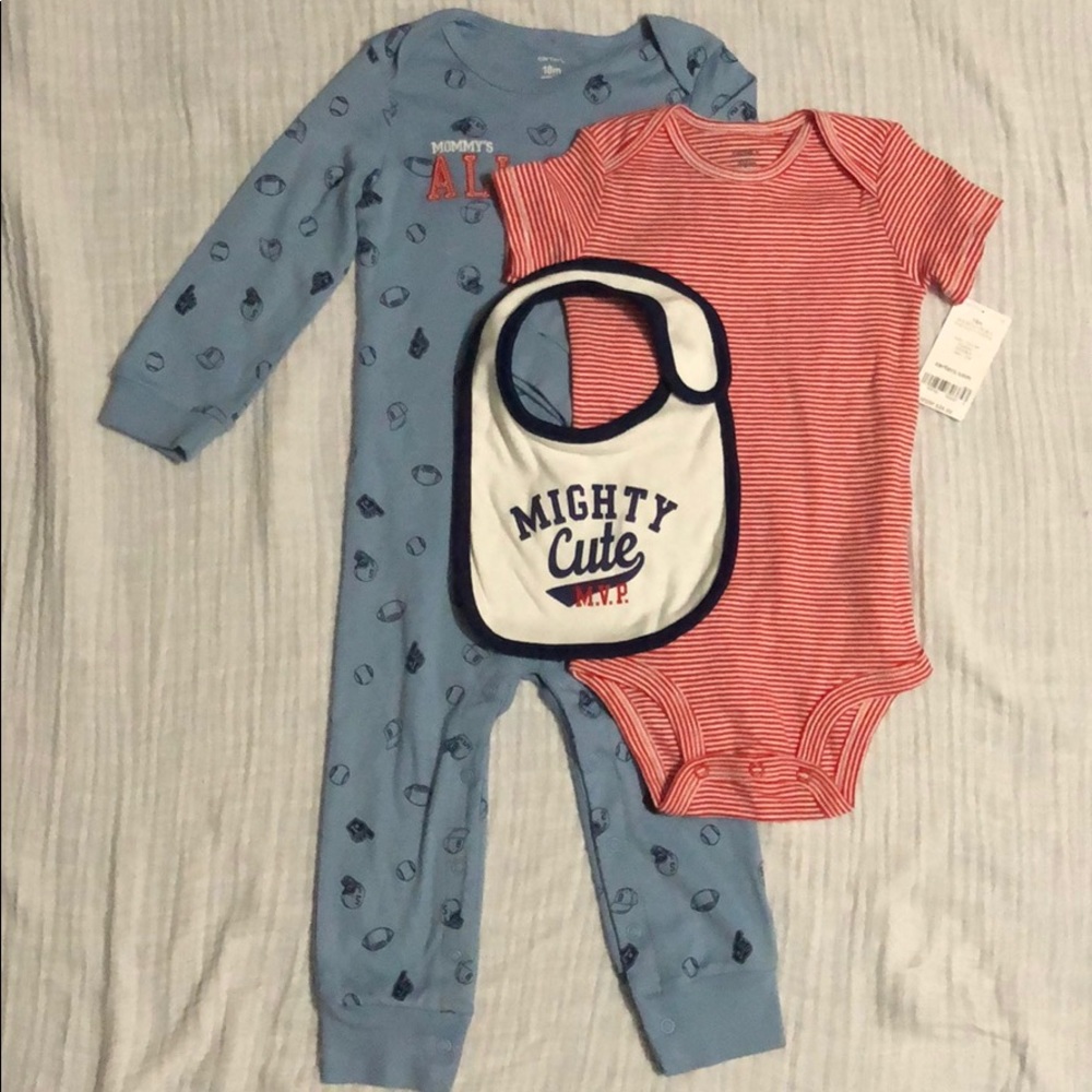 Carter’s 3 piece set. 18m